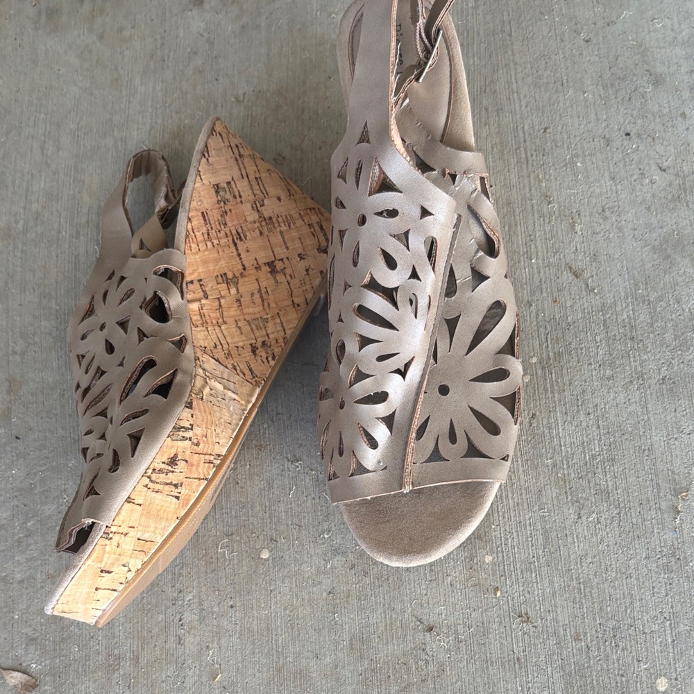 Pierre Dumas Taupe Floral Cutout Cork Wedge Sandals